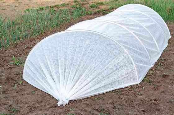 Полотно 5м  50 г/м² плотности агроволокно прошитое  для парника Днепр