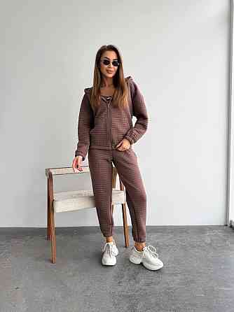 Жіночий прогулянковий костюм трійка: кофта топ і штани Капітон Одеса