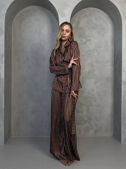 Жіночий стильний вільного крою костюм із шовку сатину Шоколад 2 Одеса - фото 4