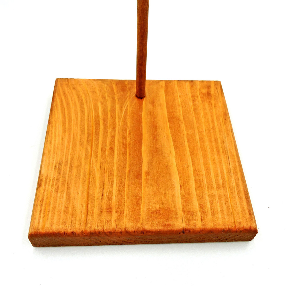 Подставка для кукол 