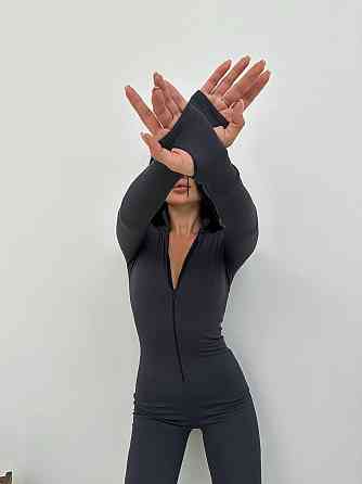 Стильный женский утепленный комбинезон в рубчик на флисе и на потайной молнии Графит, 42/44 Одесса