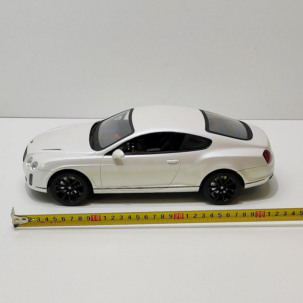 Машинка на радіокеруванні Bentley гумові колеса світло масштаб 1:14 Біла (2048A) Чернігів - фото 10