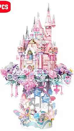 Конструктор Замок на квітах 822 блоків Лего Подарунковий у Коробці. Харків