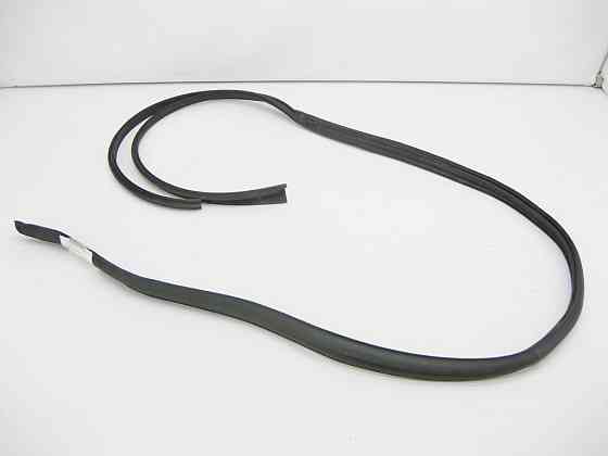 Mercedes-Benz  A2206902598 Ущільнювач над лівими дверима S-Class W220 Одеса