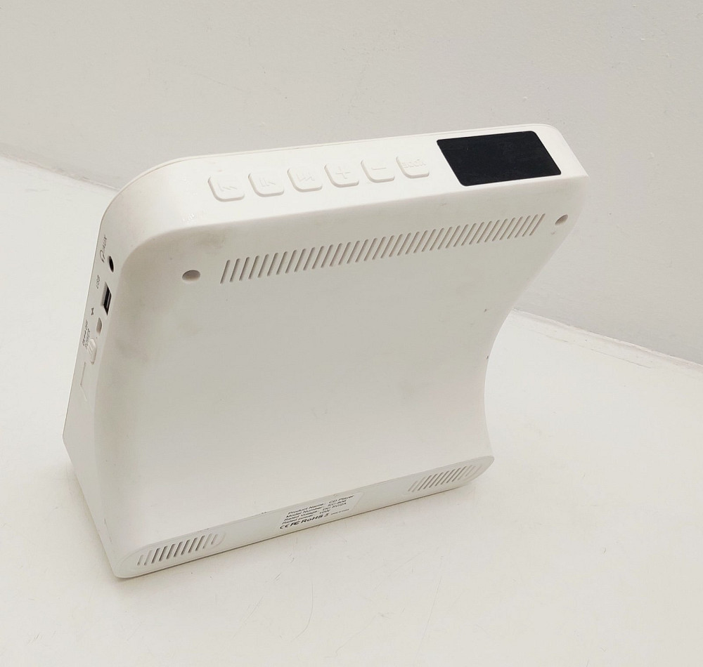 Портативний CD-програвач із вбудованими динаміками,Bluetooth ,FM-радіо без пульта керування KC-806 (товар вживаний) Луцьк - фото 3