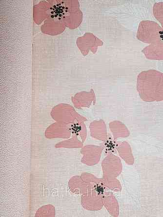 Шпалери вінілові Lutece Melody 51196703 квіти рожеве листя білі на світло-рожевому в крапку тлі Київ