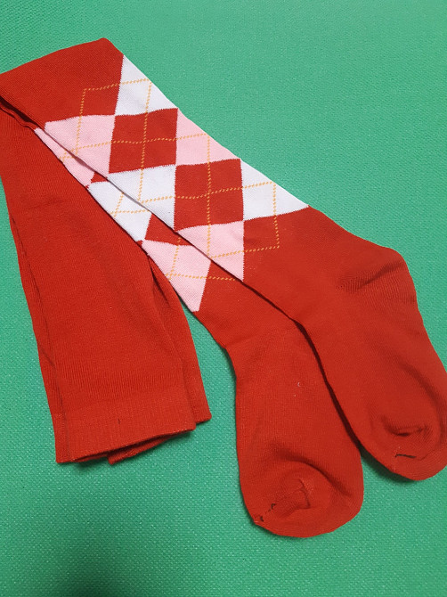 Колготки для девочки с принтом, красные - размер от низа попы до пятки 38см (тянется к 50см), 82%хлопок Киев - изображение 1