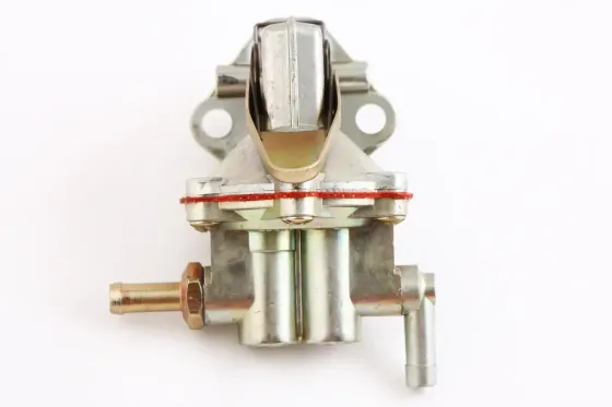 Насос топливный 2101 плунжерный CS-20 + 2 прокладки Винница