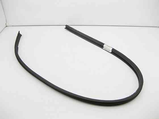 Mercedes-Benz  A2097200154 Ущільнювач над лівим опускним склом CLK C209 Одеса