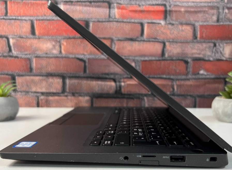 Ноутбук DEll Latitude 7300-i5-8365U-16Gb. DDR4 +SSD512-13 