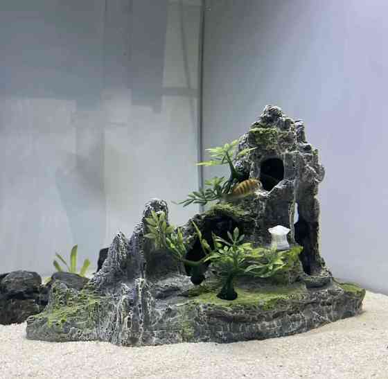 Декор для акваріума Скала акваріумний пейзаж розмір 17 на 22 на 9 см смола зелений З ДЕФЕКТОМ Київ