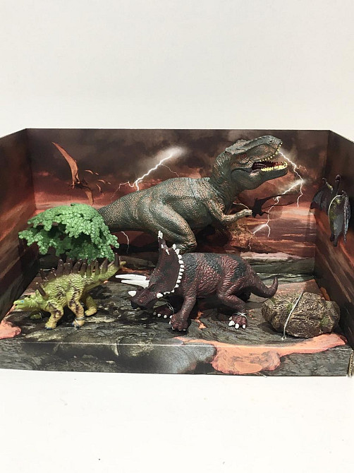 Набір Динозаврів 4шт у коробці (Q 9899-202) Чернигов - изображение 1