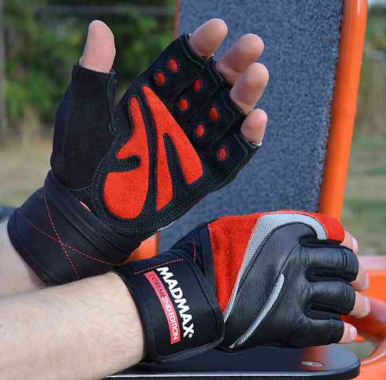 Перчатки для фітнесу MadMax MFG-568 Extreme 2nd edition Black/Red S Кам'янське