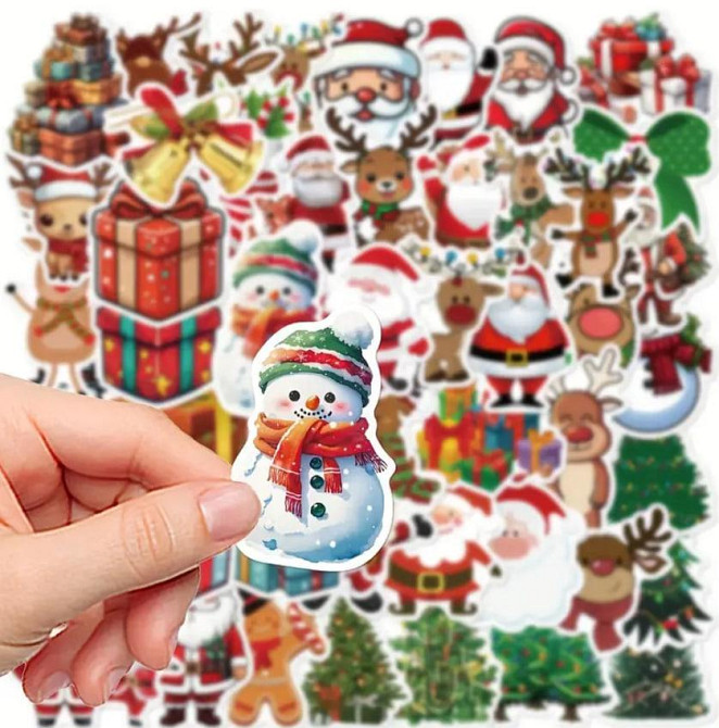Рождественские наклейки. Новогодние мультяшные стикеры. Водонепроницаемые виниловые наклейки, набор 50 штук. Киев - изображение 1