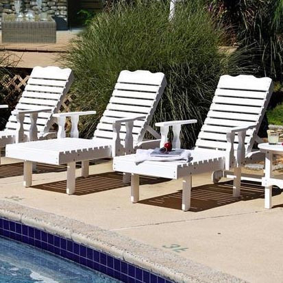 Шезлонг садовый 