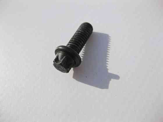 Mercedes-Benz  A0019901114 Болт із головкою E8 торкс M6x16 Одесса