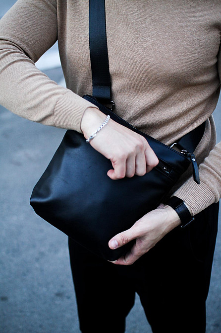 Сумка-мессенджер мужская из натуральной кожи, сумка через плечо (Черная) Сумы - изображение 5