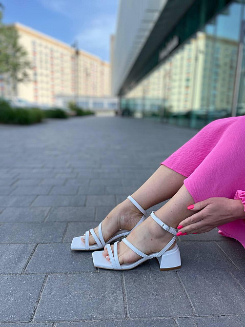 LIRIO Босоніжки жіночі білі LIRIO L0274/4073-57 з натуральної шкіри на низькому каблуці / Босон Коломыя - изображение 3