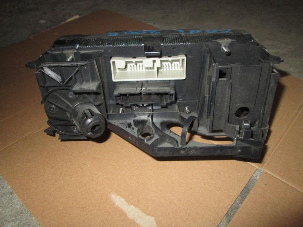 Блок керування пічкою VW Caddy 2004-2010 (1T1820045) Ковель - фото 2