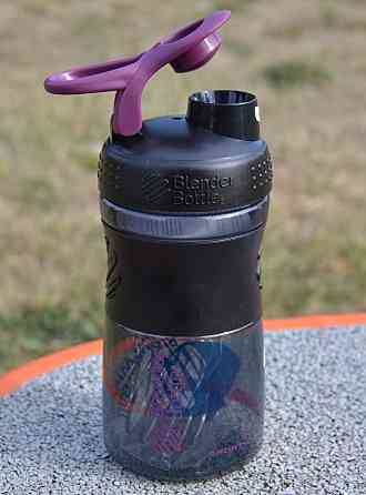 Шейкер спортивний (пляшка) BlenderBottle SportMixer Flip 20oz/590ml Black/Plum Кам'янське