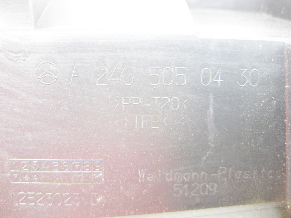 Mercedes-Benz  A2465050430 Напрямна повітря на радіаторі праворуч CLA Shooting Brake X117 CLA C117 Одеса - фото 6