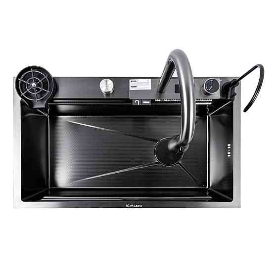 Кухонна мийка VALESO Handmade "Водоспад" 75*45G PVD чорний декор Коломыя