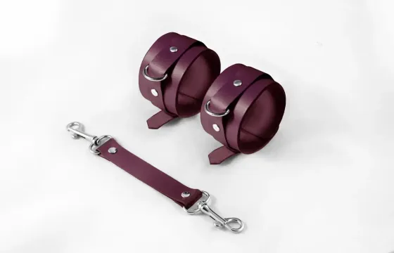 Наручники Feral Feelings - Hand Restraints, натуральна шкіра, бургунді Львів