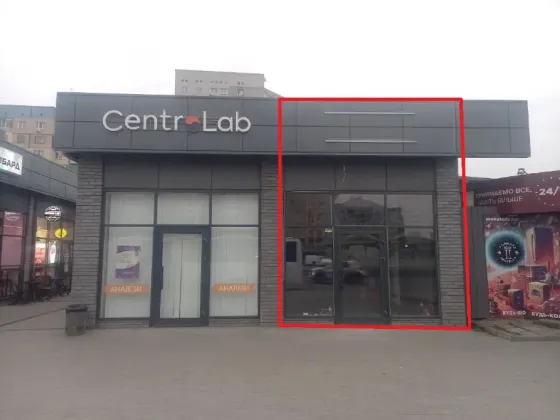 Новое арендуемое помещение на красной линии при въезде на рынок Днепр