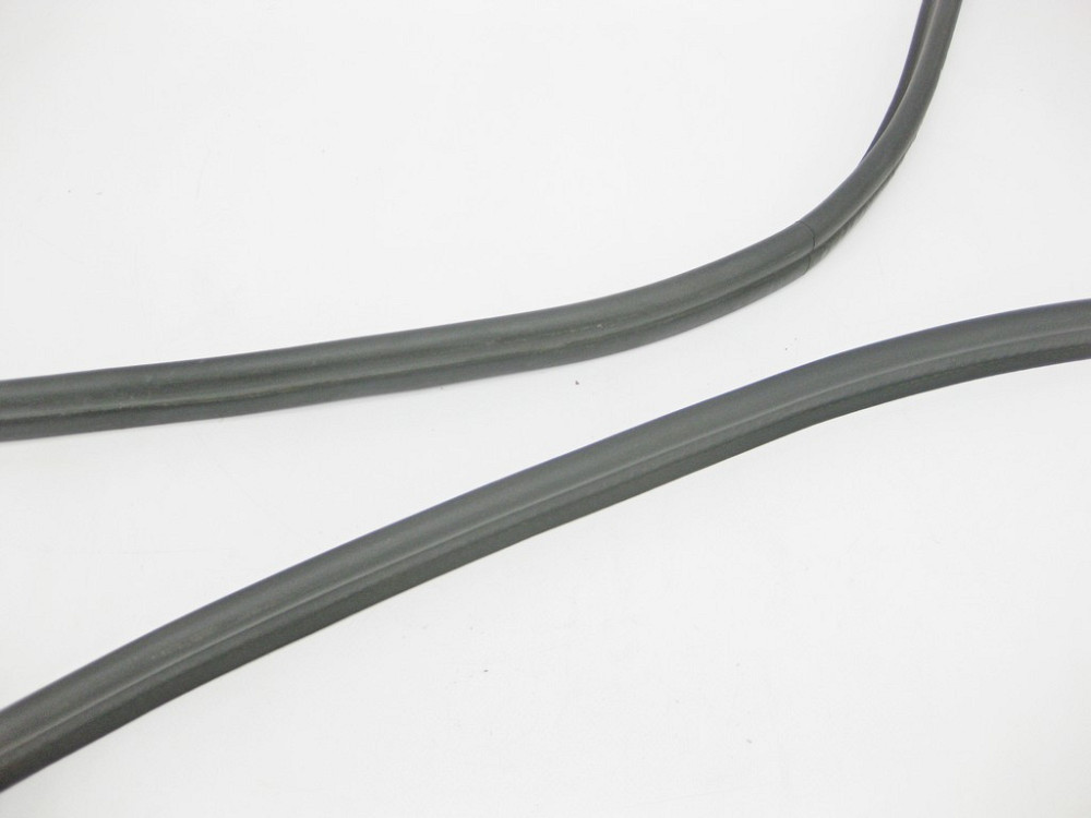 Mercedes-Benz  A2097500698 Ущільнювальна гумка кришки багажника CLK C209 Одесса - изображение 5