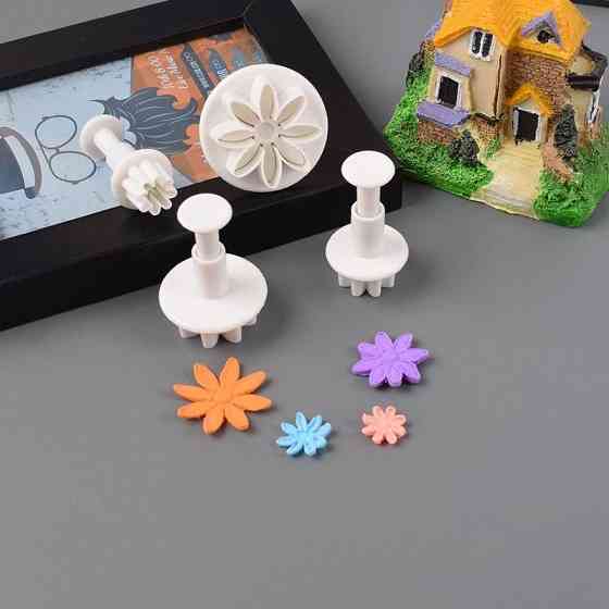 Набор кондитерских плунжеров Ромашки 4 штуки белый Киев