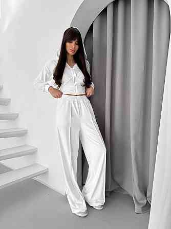 Жіночий прогулянковий костюм-двійка: кофта на блискавці та штани з велюру Білий, 42/44 Одеса