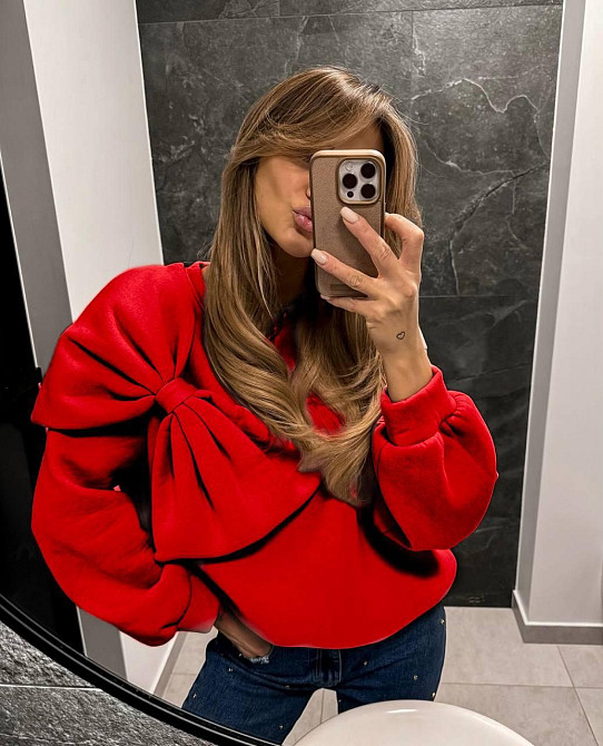 Жіночий стильний светр із декоративним бантом спереду трикотаж теплий тринитка Червоний, 42/46 Одеса - фото 1