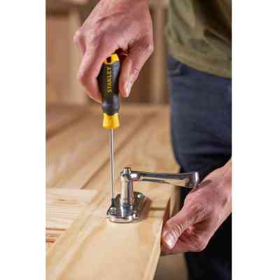 Отвертка Stanley Cushion Grip, SL4x100мм, с параллельным жалом. (STHT16195-0) Винница