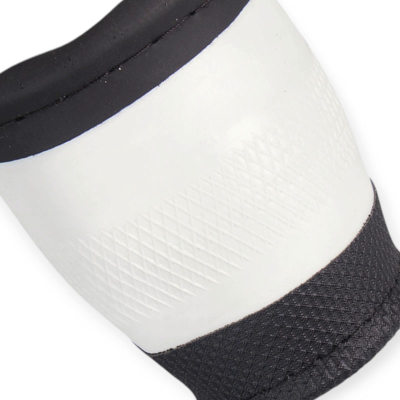 Чехол m экокожа (37 - 39 см) черный 4 прорезиненных вставки, красн. нить, бел ос руля Мукачево - изображение 3