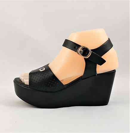 Жіночі Сандалі Босоніжки на Танкетці Платформа Чорні Літні (розміри: 38,39,40) - 15 Дніпро