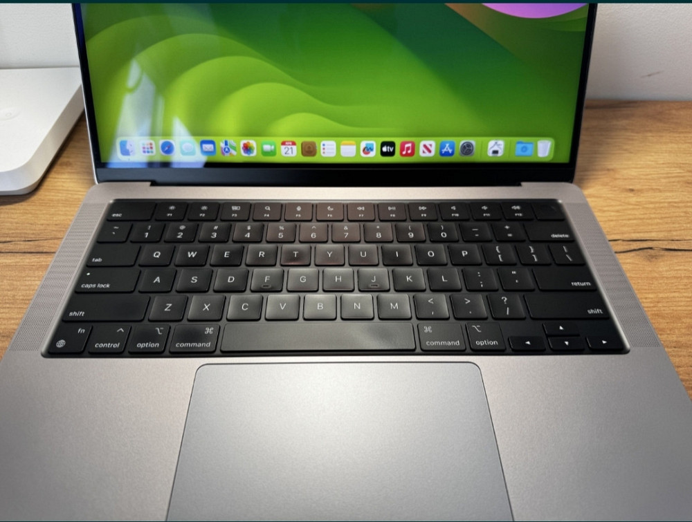 Ноутбук Apple MacBook .Pro 14’ 2021 M1 Pro 16Gb 512Gb Space Gray. Киев - изображение 6