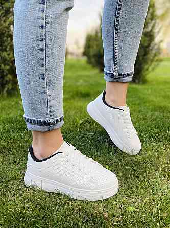 Fashion Кеди жіночі FASHION 136-320 білі (весна-осінь, еко-шкіра) (4416) 36-41 Коломыя