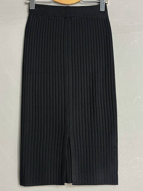 Спідниця жіноча My fashion 478-123-70 в'язана в рубчик середньої довжини з розрізом , чорний, one size Київ - фото 3