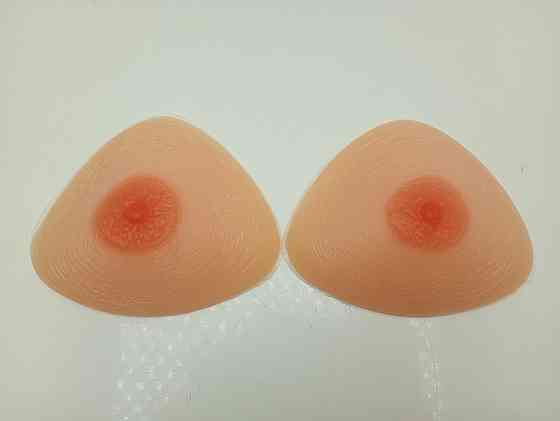 Реалістичні силіконові груди IVITA розмір M / B / 36C / 38B / 40A 15.5*13.5*5.5 см Луцьк