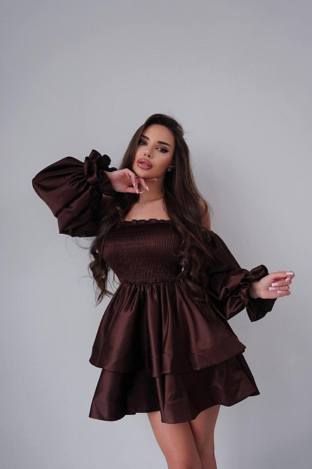 Жіноча приваблива стильна свткова сукня королівський атлас шоколад Одеса - фото 2