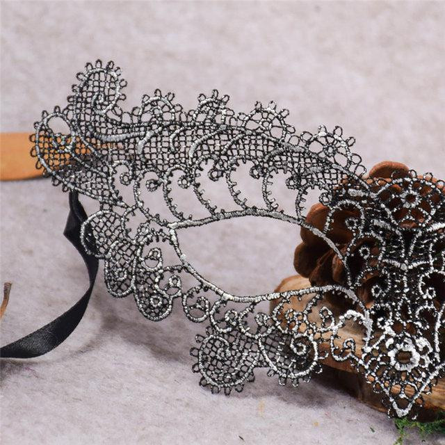 Маска для карнавалу з мережива сріблястого кольору. Київ - фото 3