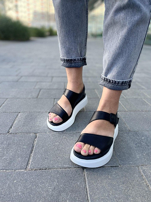 teona Шкіряні босоніжки жіночі чорні на білій платформі TEONA 123/1 літні р. 36-40 / Сандалі на Коломия - фото 1