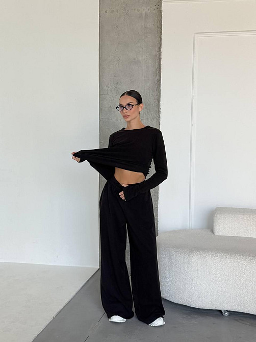 Женский теплый базовый костюм двойка из турецкого микрофлиса Черный Одесса - изображение 5