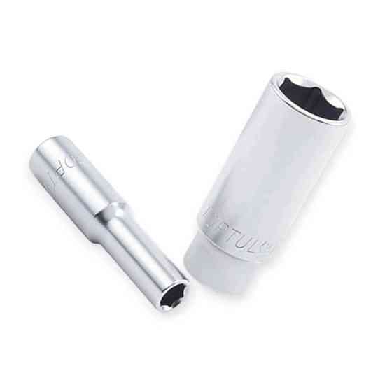 Головка торцевая шестигранная удлиненная 1/2 11мм CrV Мукачево