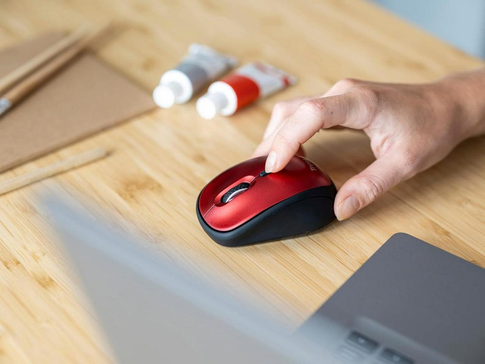 Мышь Trust Yvi+ Красная бесшумная беспроводная 800–1600 DPI амбидекстная с USB Micro ресивером компактная Киев - изображение 5