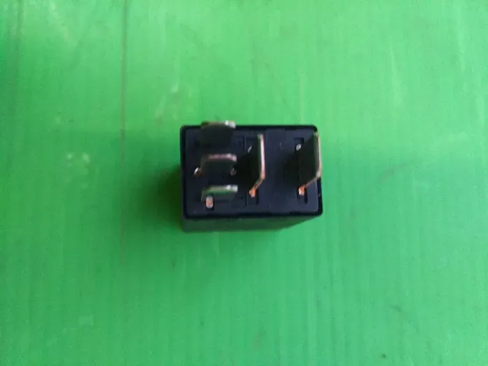 Реле автомобільне F578-14B192-AA Форд Б/в в хорошому стані. Ціну уточнюємо...Доставка по Україні... Накладений платіж або оплата на картку. Винница - изображение 2