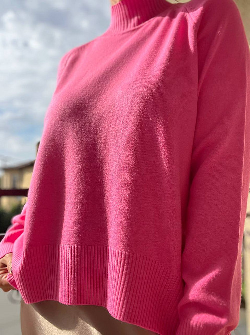 Светр жіночій A-N 1066 тонкий оверсайз широкий високий комір, малиновий, one size Київ - фото 12