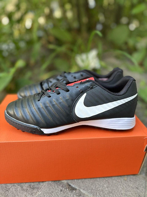 Сороконіжки футбольні Tiempo 40 41 42 43 44 45 Нове, 40, Nike Львів - фото 1