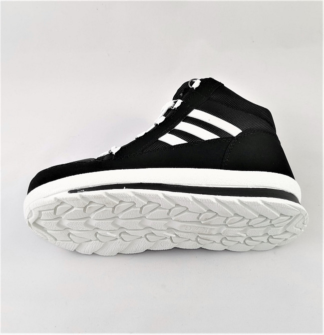 Зимові жіночі Кросівки на хутрі Чорні Снікерси в стилі Ad!das (розміри: 36) Дніпро - фото 5