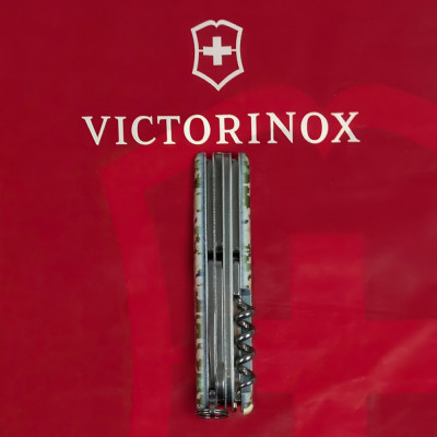 Нож Victorinox Huntsman Army 91 мм Піксель + Лого (1.3713.3_W3941p) Винница - изображение 3